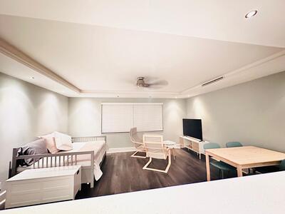 2424 NE 9th Street, Fort Lauderdale, FL 33304