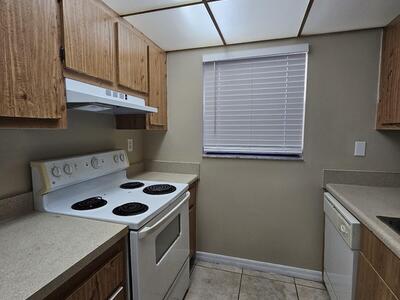 2000 N Congress Avenue, West Palm Beach, FL 33401