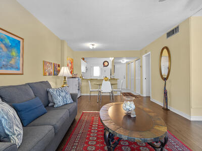 5401 NW 2nd Avenue, Boca Raton, FL 33487