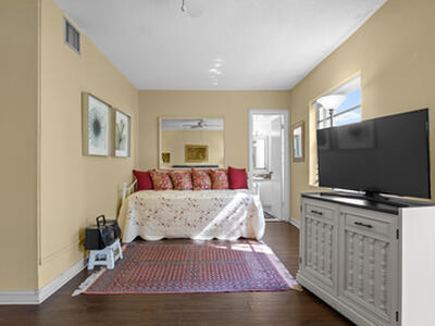 5401 NW 2nd Avenue, Boca Raton, FL 33487