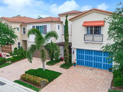 2122 Sabal Tree Court, West Palm Beach, FL 33411