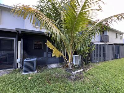 5202 Bayside Drive, Greenacres, FL 33463