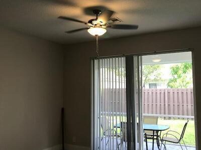 10914 Oak Bend Way, Wellington, FL 33414