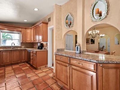 194 Almeria Road, West Palm Beach, FL 33405