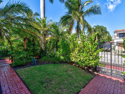 194 Almeria Road, West Palm Beach, FL 33405