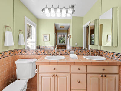 194 Almeria Road, West Palm Beach, FL 33405