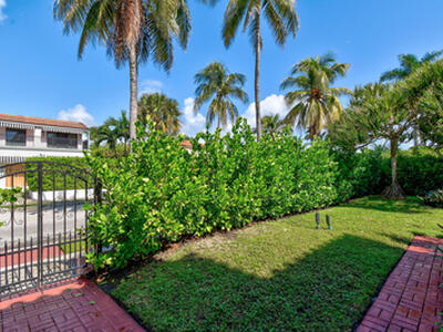 194 Almeria Road, West Palm Beach, FL 33405