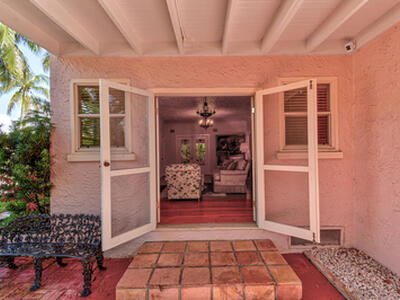 194 Almeria Road, West Palm Beach, FL 33405