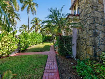 194 Almeria Road, West Palm Beach, FL 33405