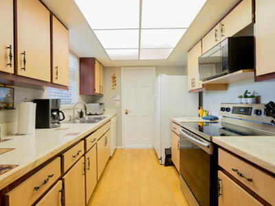 1361 Wyndcliff Drive, Wellington, FL 33414