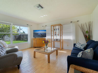 1361 Wyndcliff Drive, Wellington, FL 33414