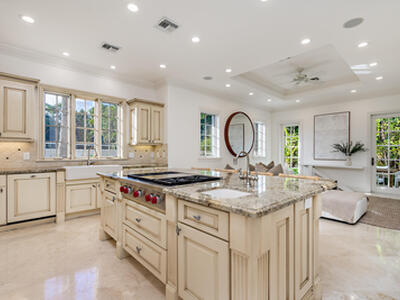 233 El Pueblo Way, Palm Beach, FL 33480