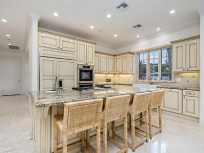 233 El Pueblo Way, Palm Beach, FL 33480