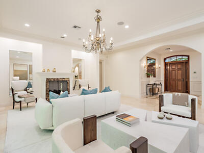 233 El Pueblo Way, Palm Beach, FL 33480