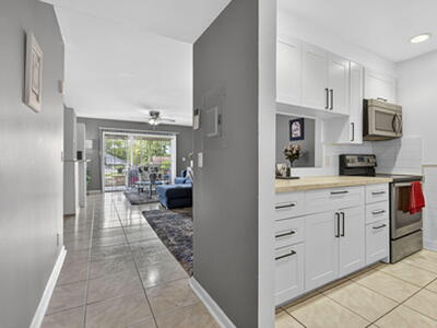 12001 Poinciana Boulevard, Royal Palm Beach, FL 33411