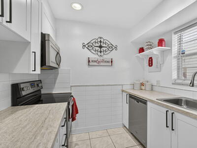 12001 Poinciana Boulevard, Royal Palm Beach, FL 33411