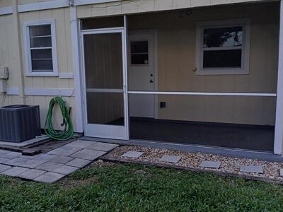 8743 Sol Terrace, West Palm Beach, FL 33403