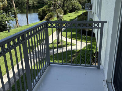 2048 Alta Meadows Lane, Delray Beach, FL 33444