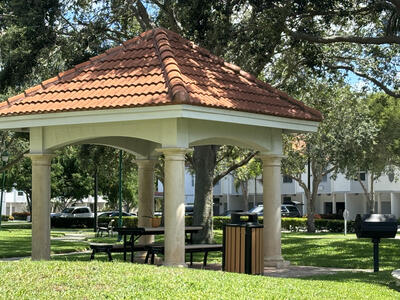 2048 Alta Meadows Lane, Delray Beach, FL 33444