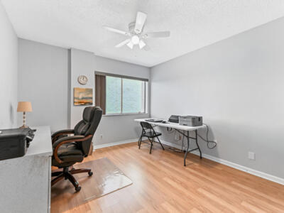 6768 10th Avenue N, Lake Worth, FL 33467