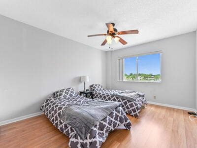 6768 10th Avenue N, Lake Worth, FL 33467