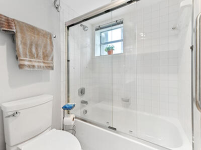 6768 10th Avenue N, Lake Worth, FL 33467