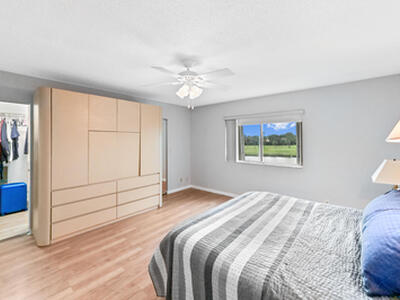 6768 10th Avenue N, Lake Worth, FL 33467