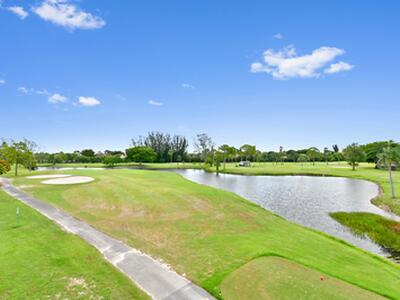 6768 10th Avenue N, Lake Worth, FL 33467