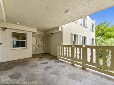 6768 10th Avenue N, Lake Worth, FL 33467