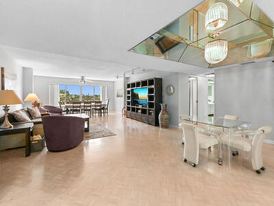 6768 10th Avenue N, Lake Worth, FL 33467