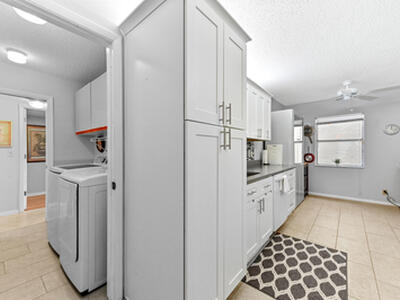 6768 10th Avenue N, Lake Worth, FL 33467