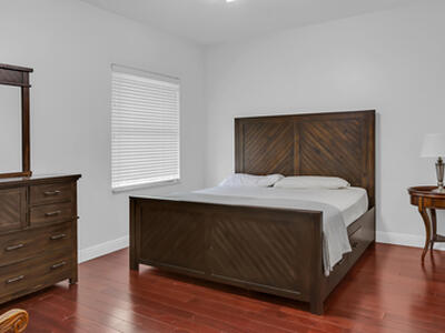 12121 70th Place N, West Palm Beach, FL 33412