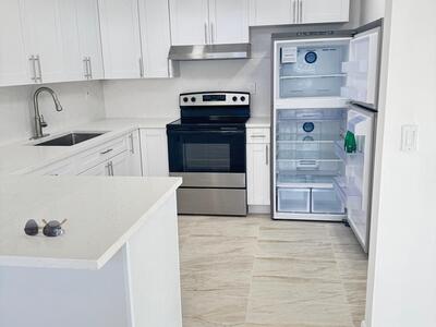 266 Burgundy Avenue, Delray Beach, FL 33484