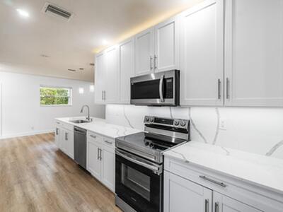 434 SW 9th Street, Boca Raton, FL 33432