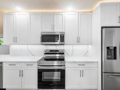 434 SW 9th Street, Boca Raton, FL 33432