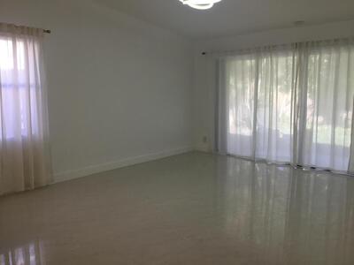 1094 Raintree Court, Palm Beach Gardens, FL 33410