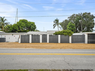 4832 SE Anchor Avenue SE, Stuart, FL 34997