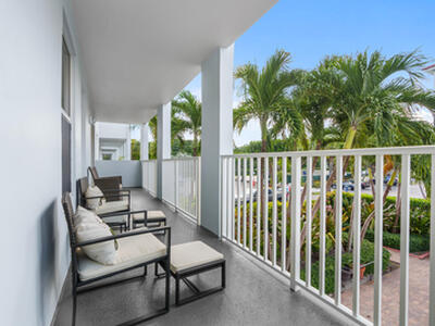 950 Ponce De Leon Road, Boca Raton, FL 33432