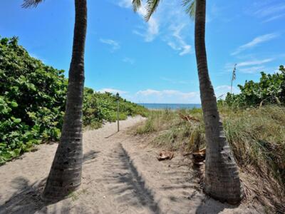 950 Ponce De Leon Road, Boca Raton, FL 33432