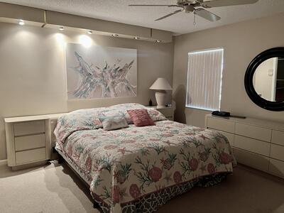 10678 Ocean Palm Way, Boynton Beach, FL 33437