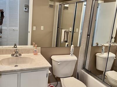 10678 Ocean Palm Way, Boynton Beach, FL 33437