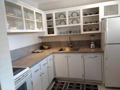 2615 N Garden Drive, Lake Worth, FL 33461