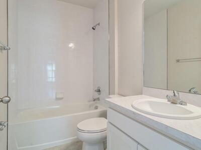 3374 N Park Drive, Fort Pierce, FL 34982