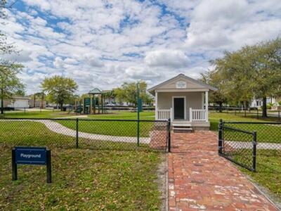 3374 N Park Drive, Fort Pierce, FL 34982