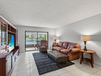 7340 Amberly Lane, Delray Beach, FL 33446