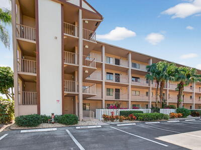 7340 Amberly Lane, Delray Beach, FL 33446