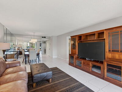 7340 Amberly Lane, Delray Beach, FL 33446