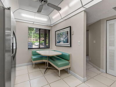 7340 Amberly Lane, Delray Beach, FL 33446