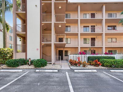 7340 Amberly Lane, Delray Beach, FL 33446