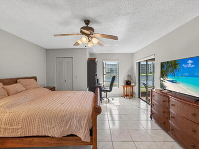 7340 Amberly Lane, Delray Beach, FL 33446